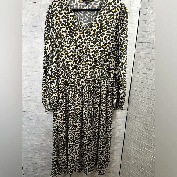 Banana Republic leopard, balloon, sleeve v-neck dress animal print plus size - Picture 1 of 9
